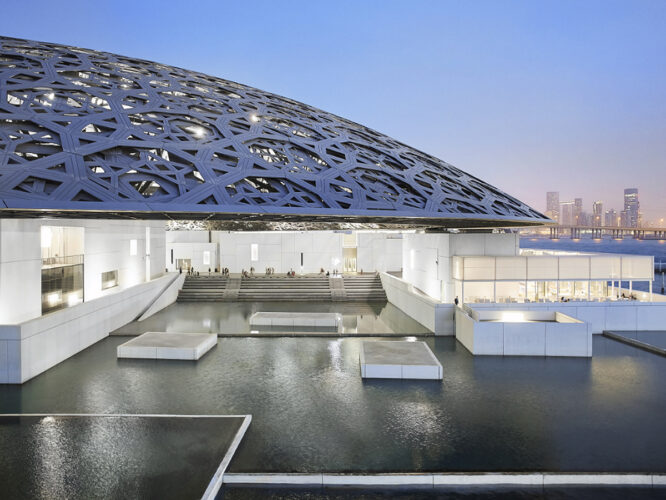 Louvre Museum - Image 3