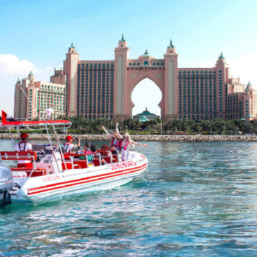 Love Boats Dubai